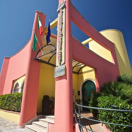 Lo Scacciapensieri Hotel&Restaurant Monteroni di Lecce Exterior foto